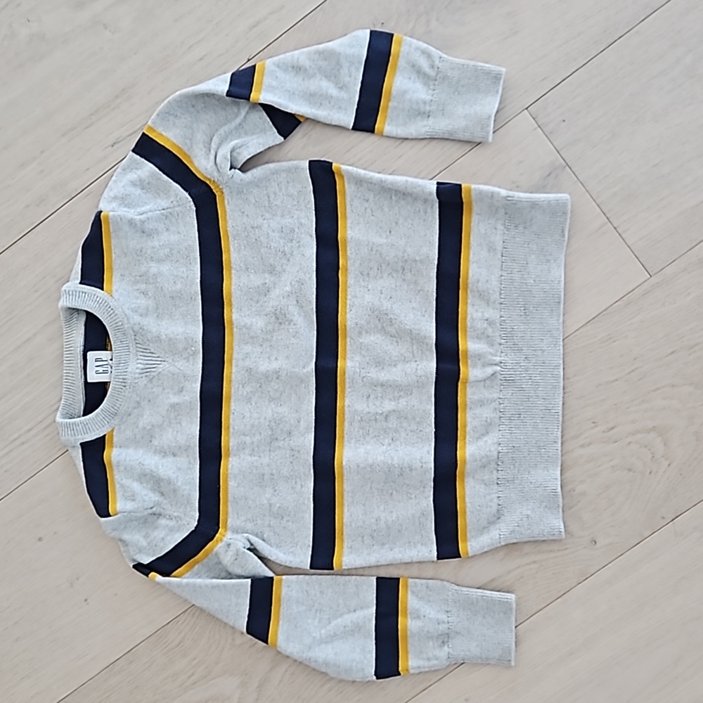 Gap kids 100% cotton sweater size S